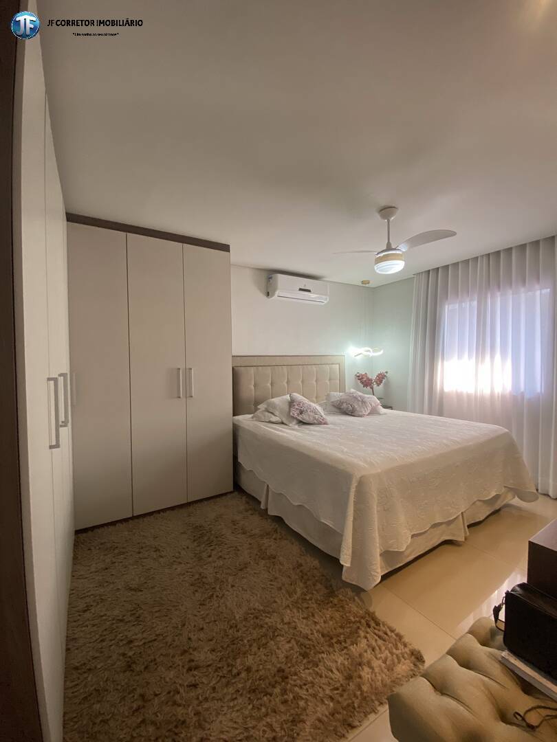 Casa à venda com 3 quartos, 300m² - Foto 7