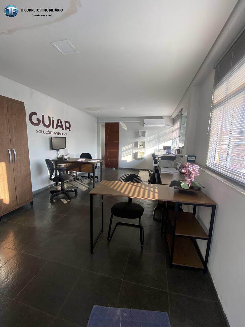 Casa à venda com 3 quartos, 300m² - Foto 17