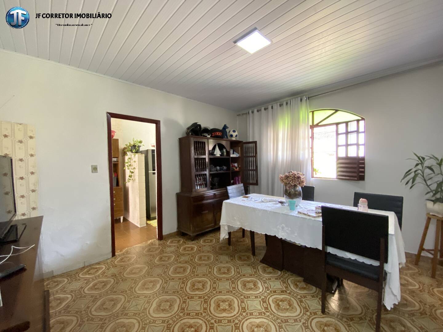 Casa à venda com 3 quartos, 342m² - Foto 6