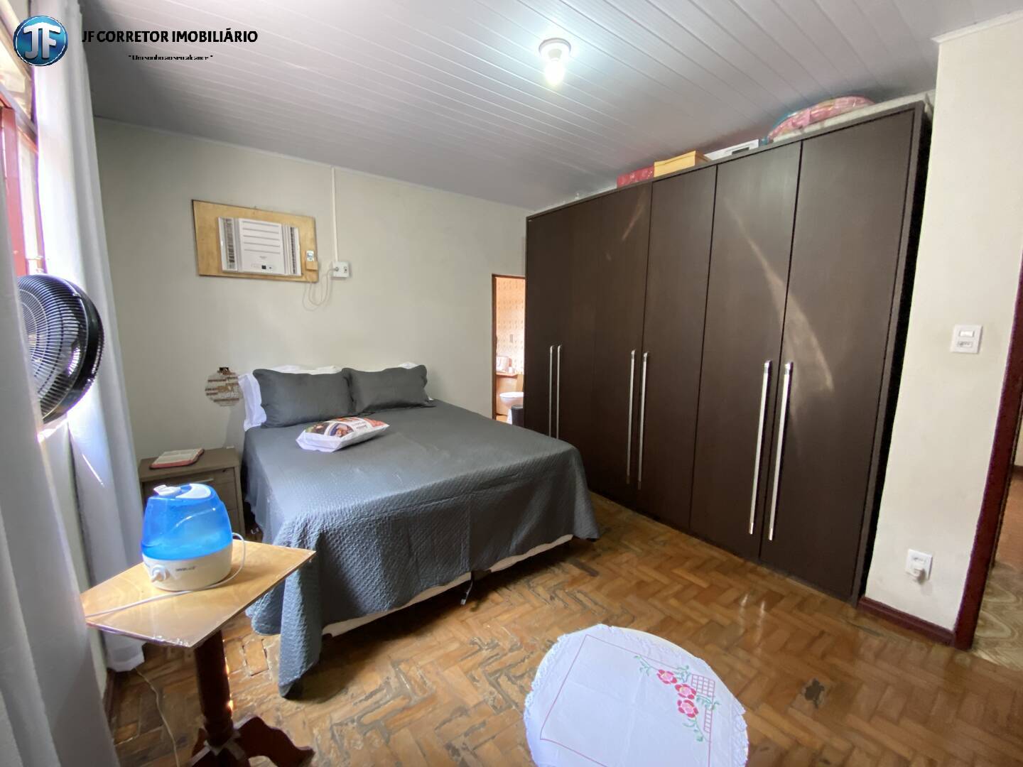 Casa à venda com 3 quartos, 342m² - Foto 13