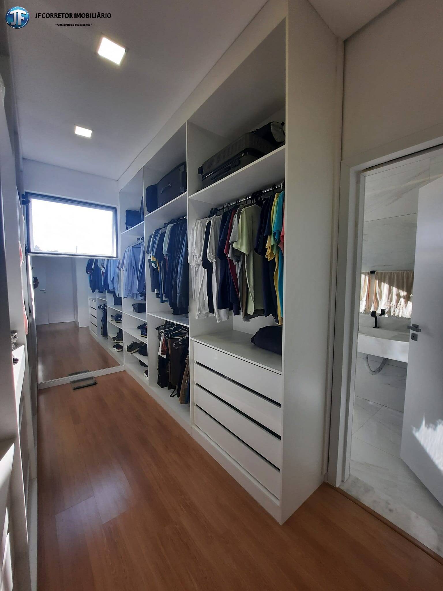 Casa à venda com 3 quartos, 286m² - Foto 10