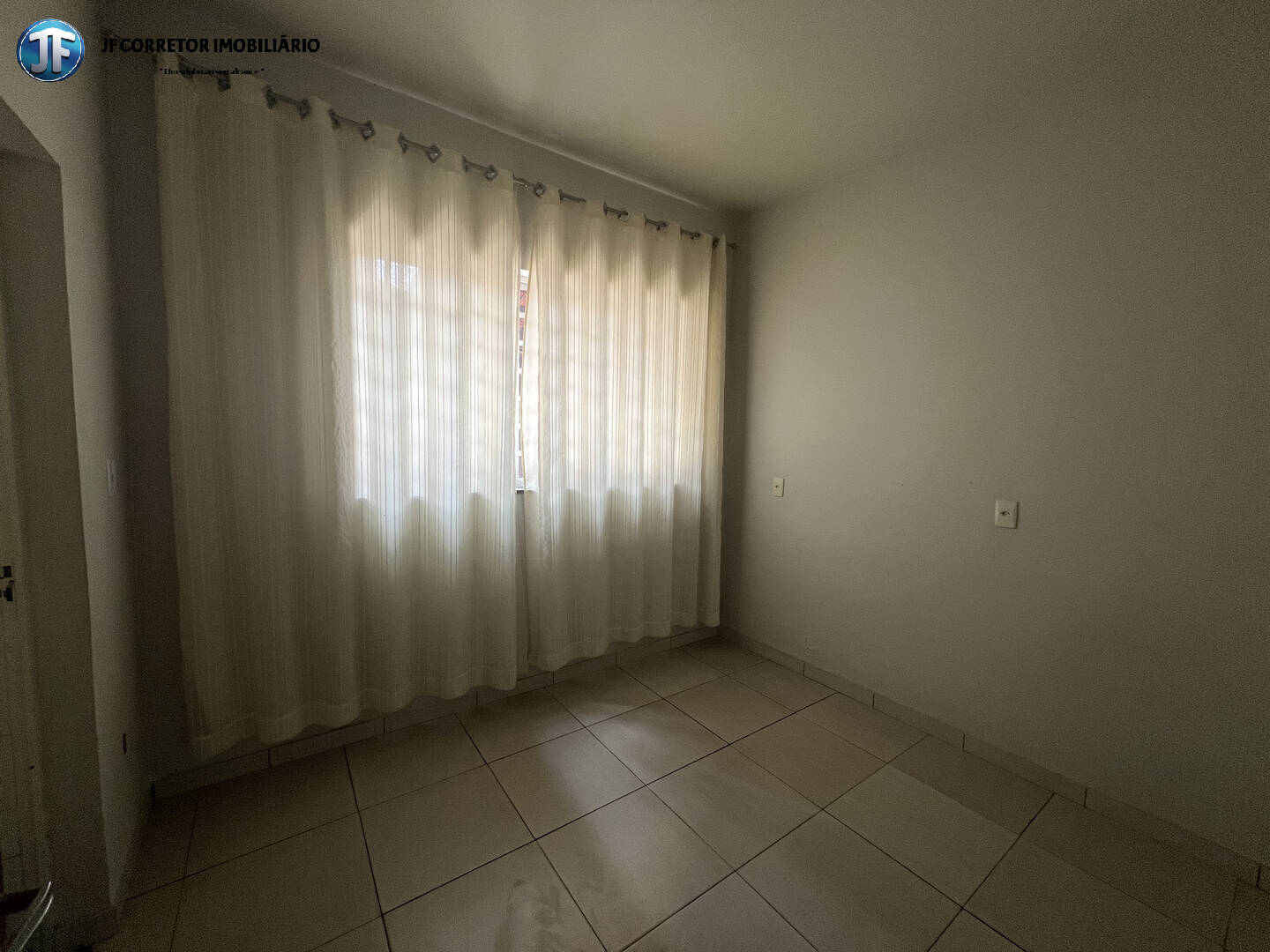 Casa à venda com 4 quartos, 360m² - Foto 10