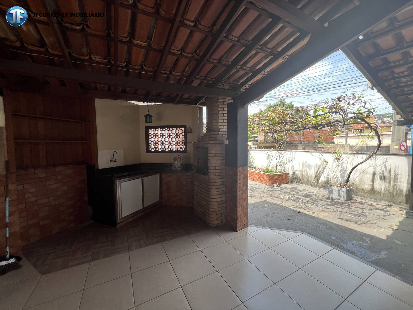 Casa à venda com 4 quartos, 360m² - Foto 14