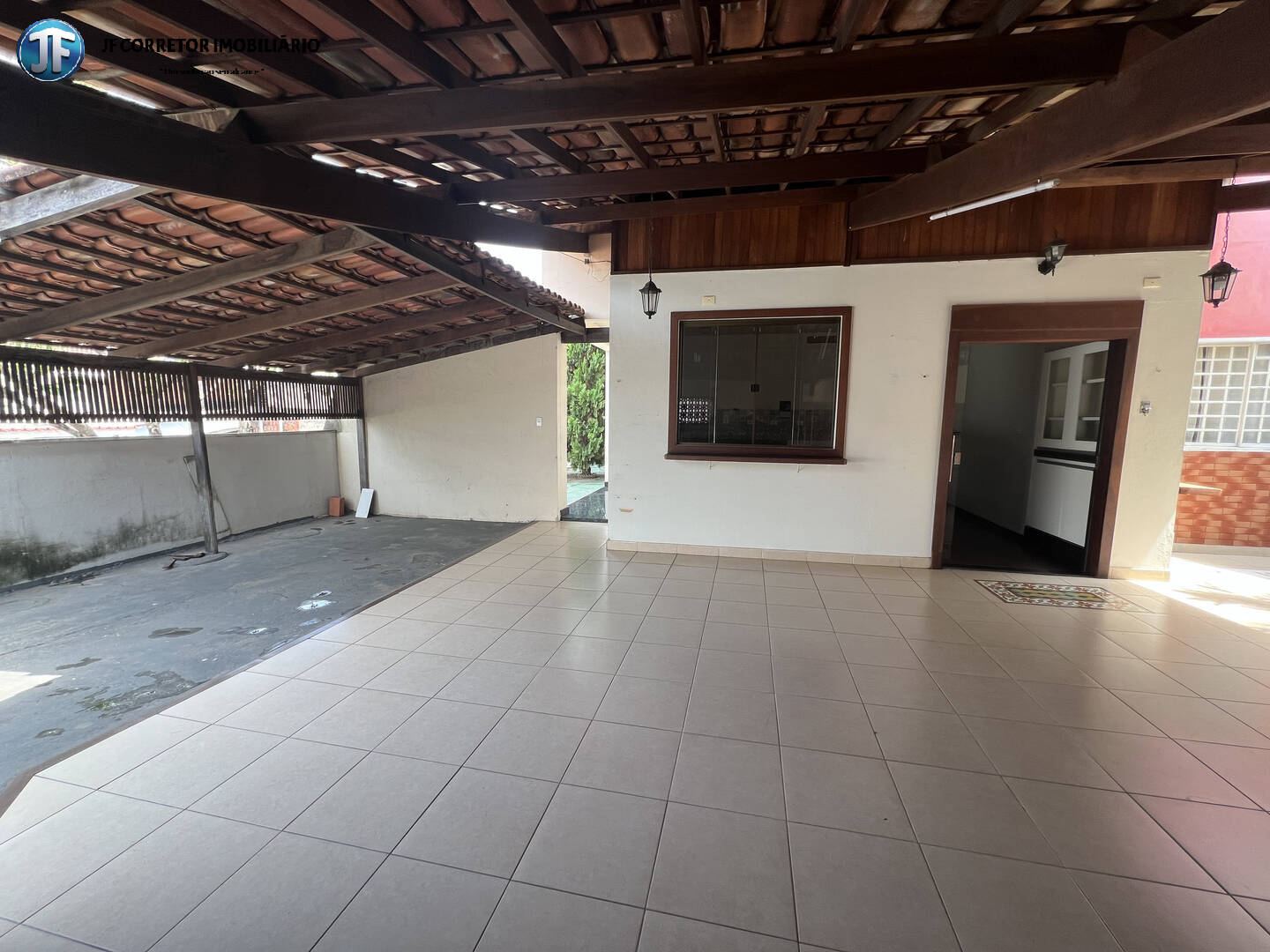 Casa à venda com 4 quartos, 360m² - Foto 16