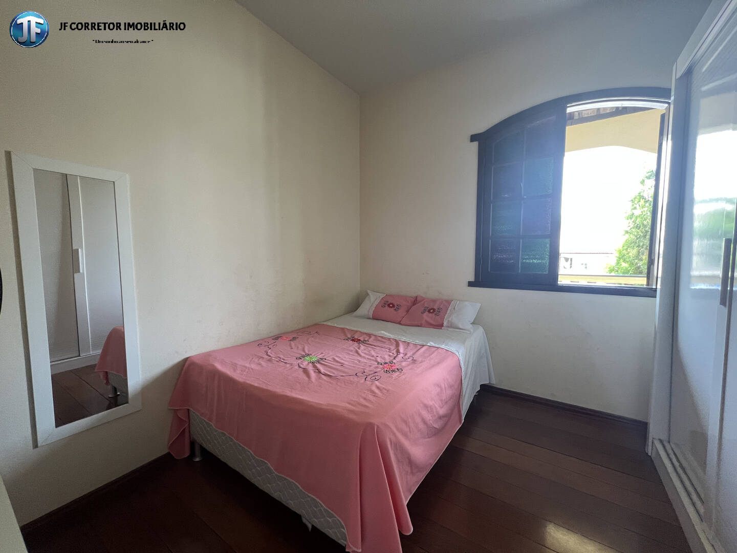 Casa à venda com 4 quartos, 360m² - Foto 22