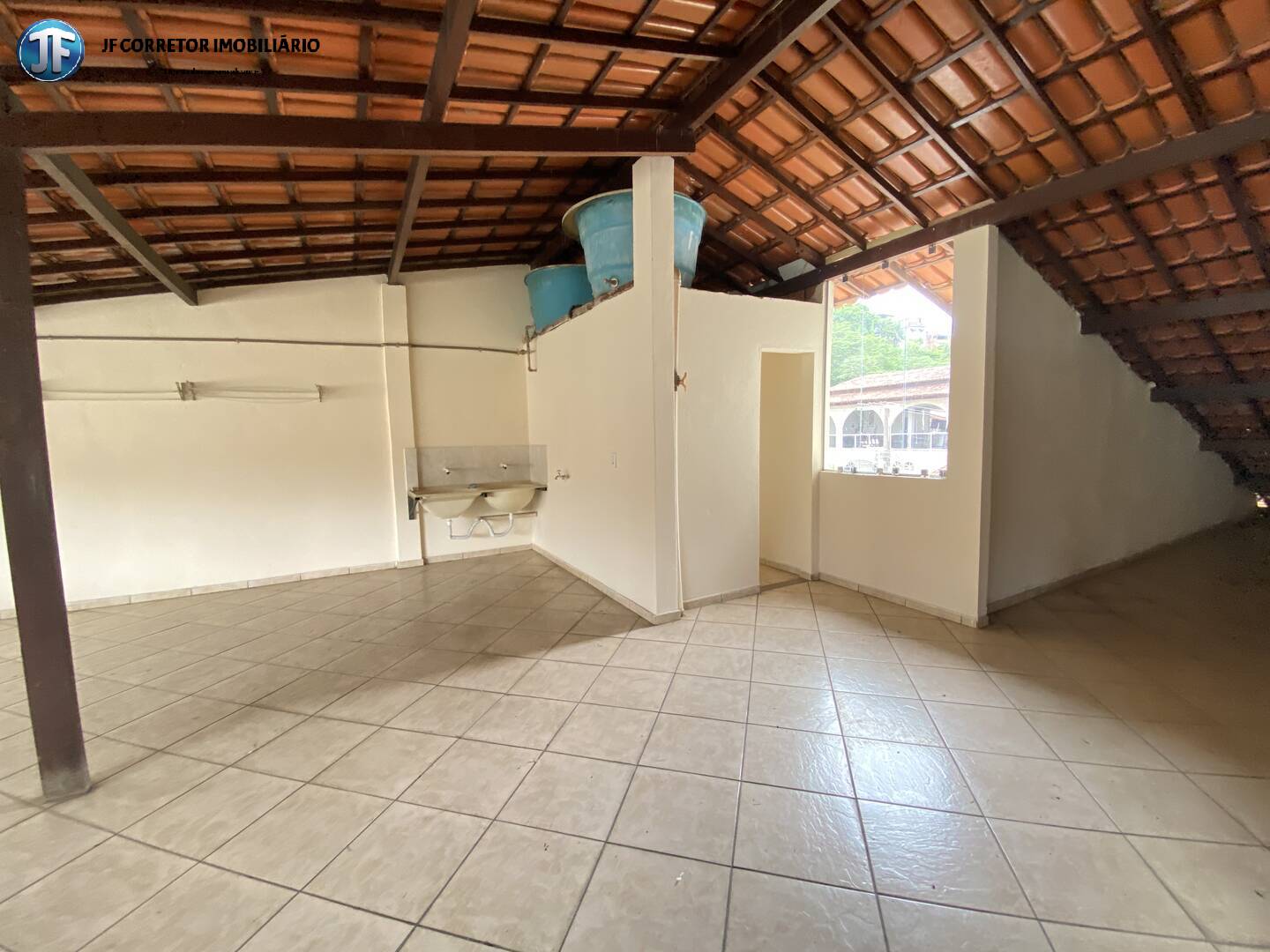 Casa à venda com 5 quartos, 330m² - Foto 21