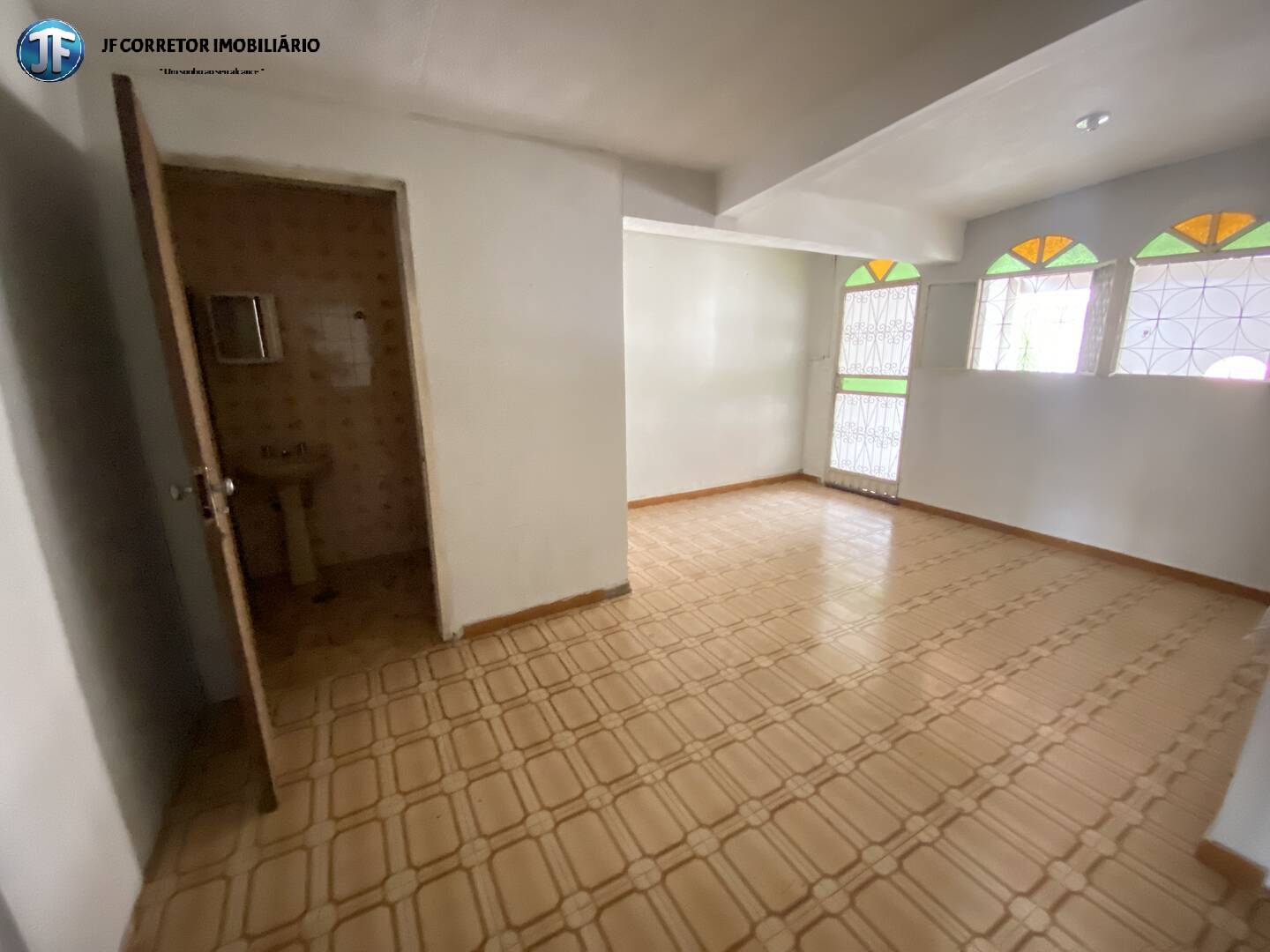 Casa à venda com 3 quartos, 250m² - Foto 6