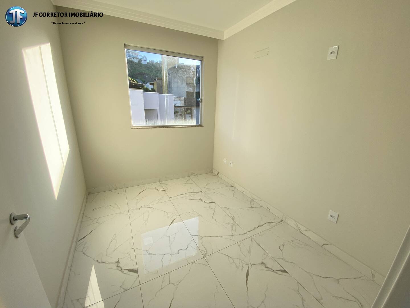 Apartamento à venda com 3 quartos, 87m² - Foto 5