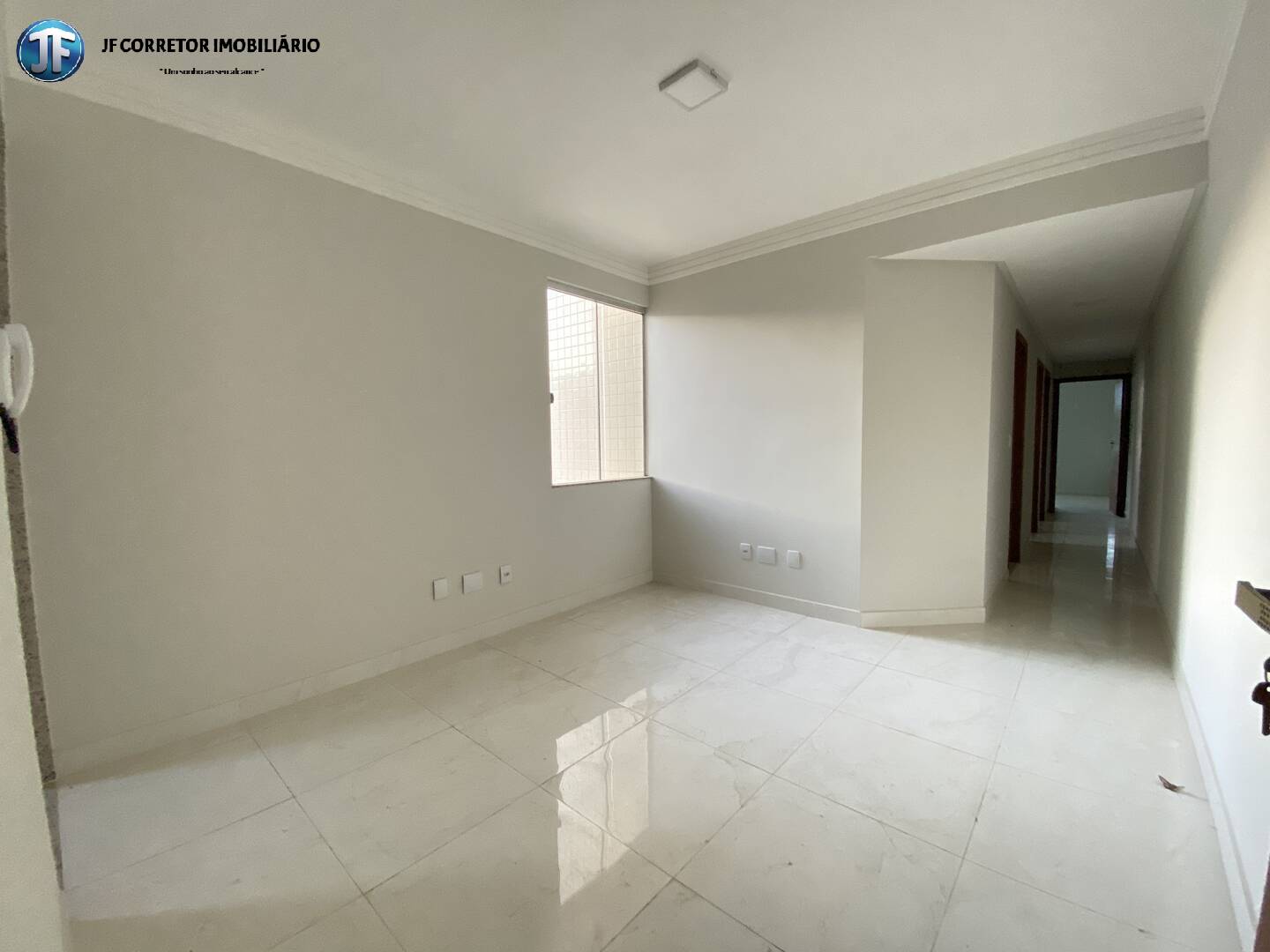 Apartamento à venda com 3 quartos, 94m² - Foto 3