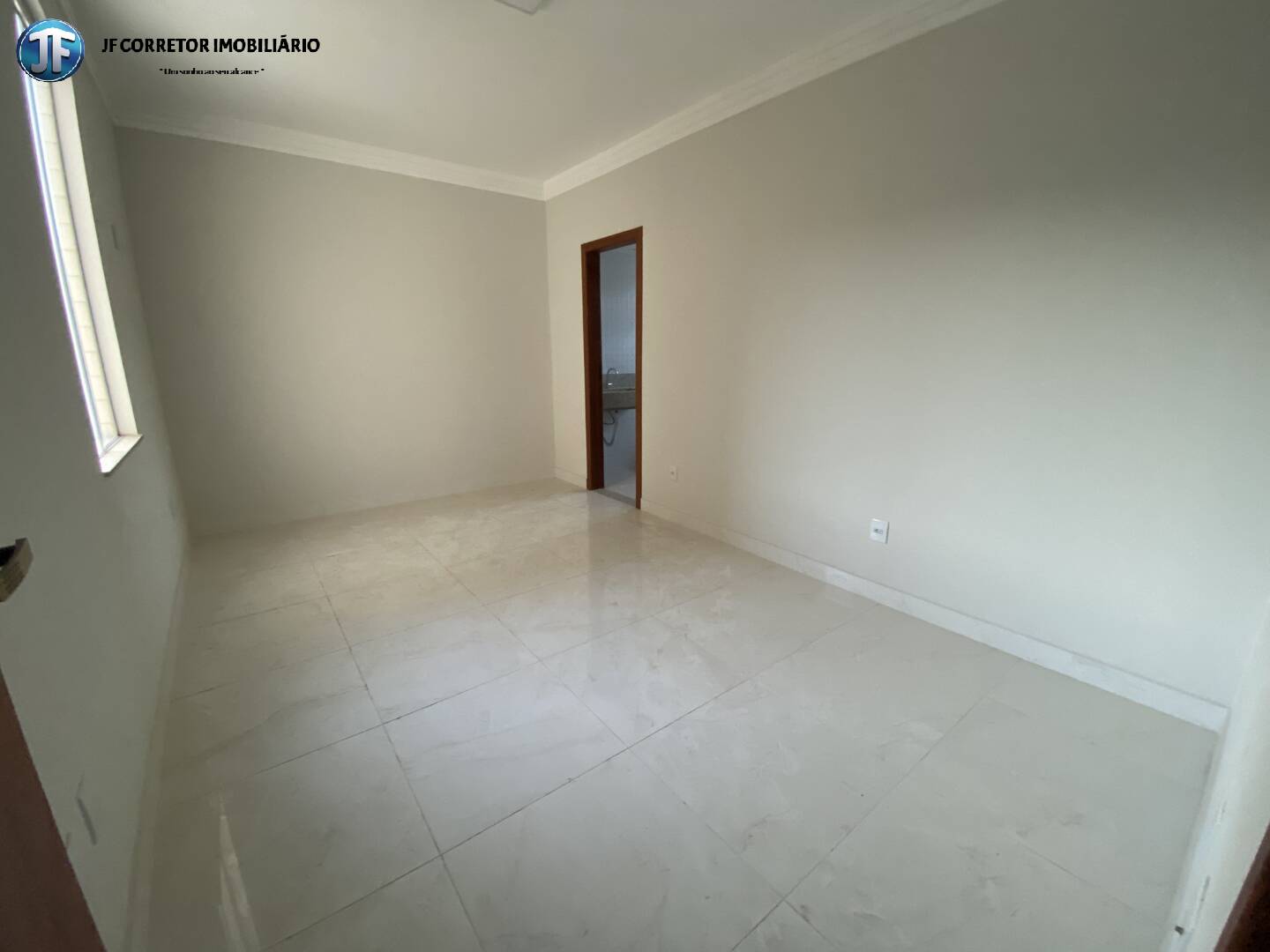 Apartamento à venda com 3 quartos, 94m² - Foto 8