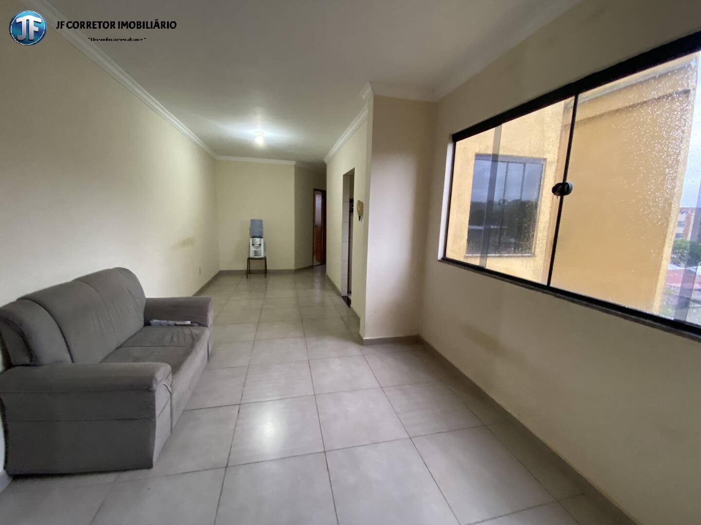 Apartamento à venda com 3 quartos, 75m² - Foto 4