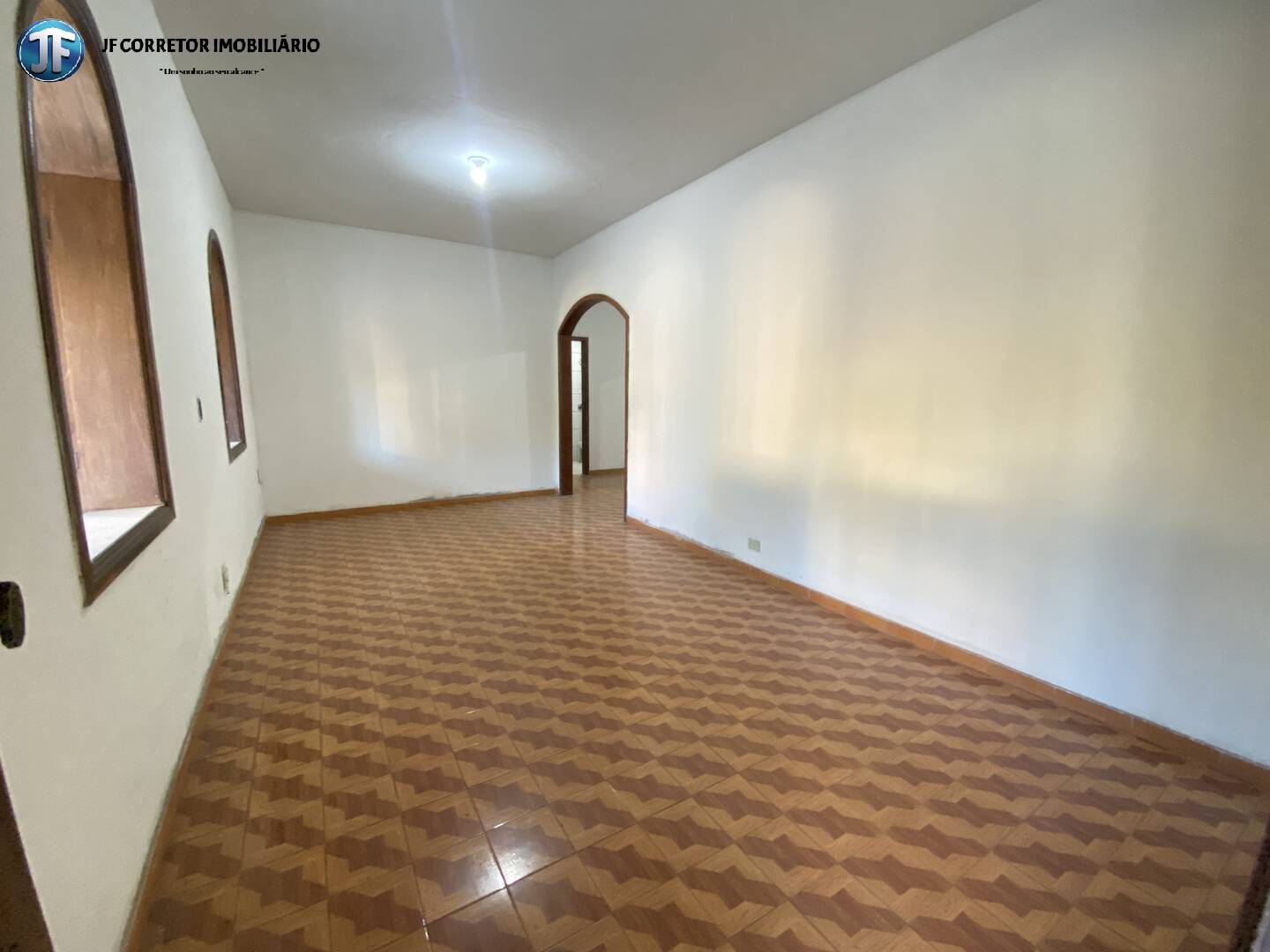 Casa à venda com 3 quartos, 183m² - Foto 2