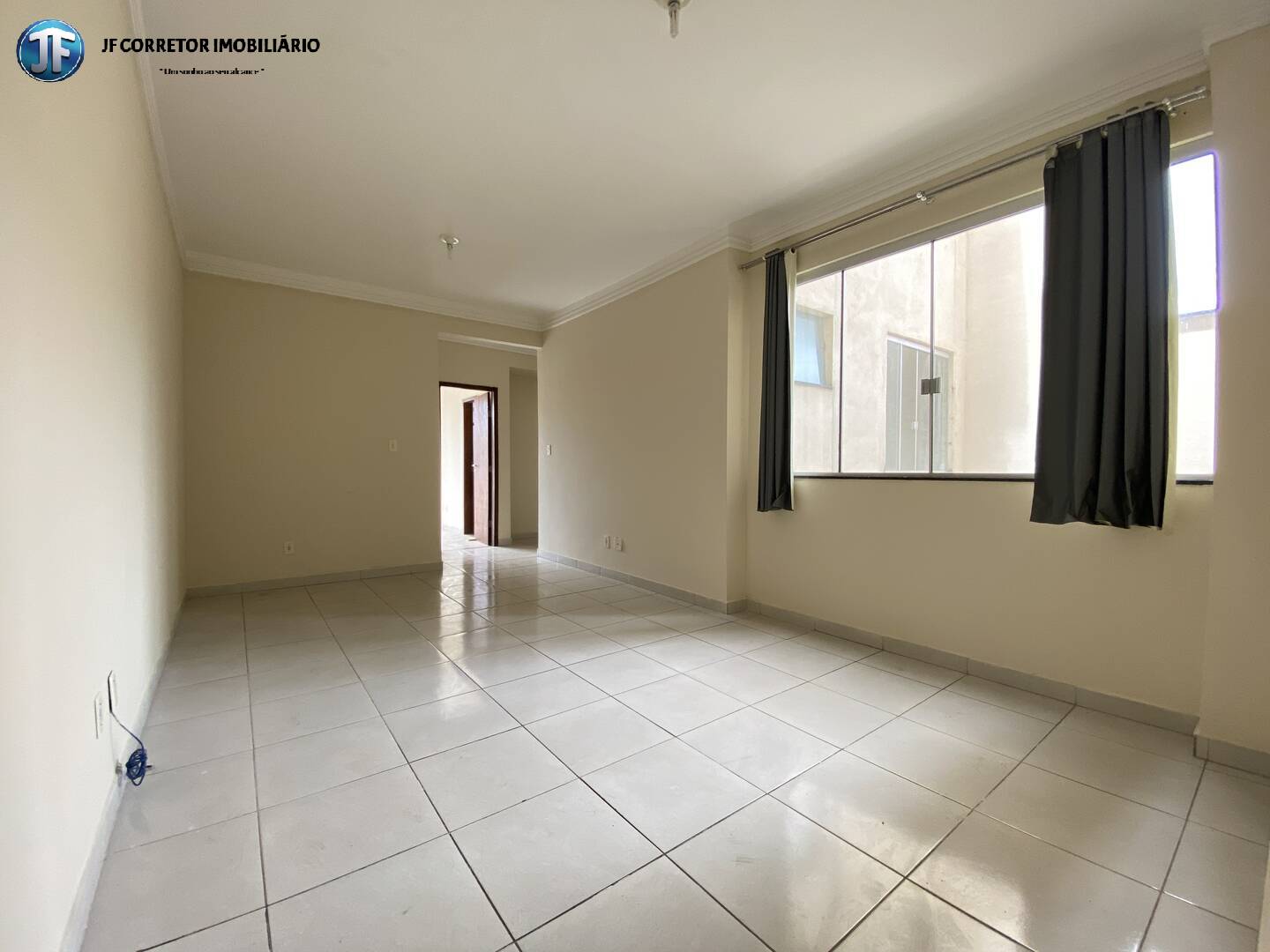 Apartamento à venda com 3 quartos, 95m² - Foto 4