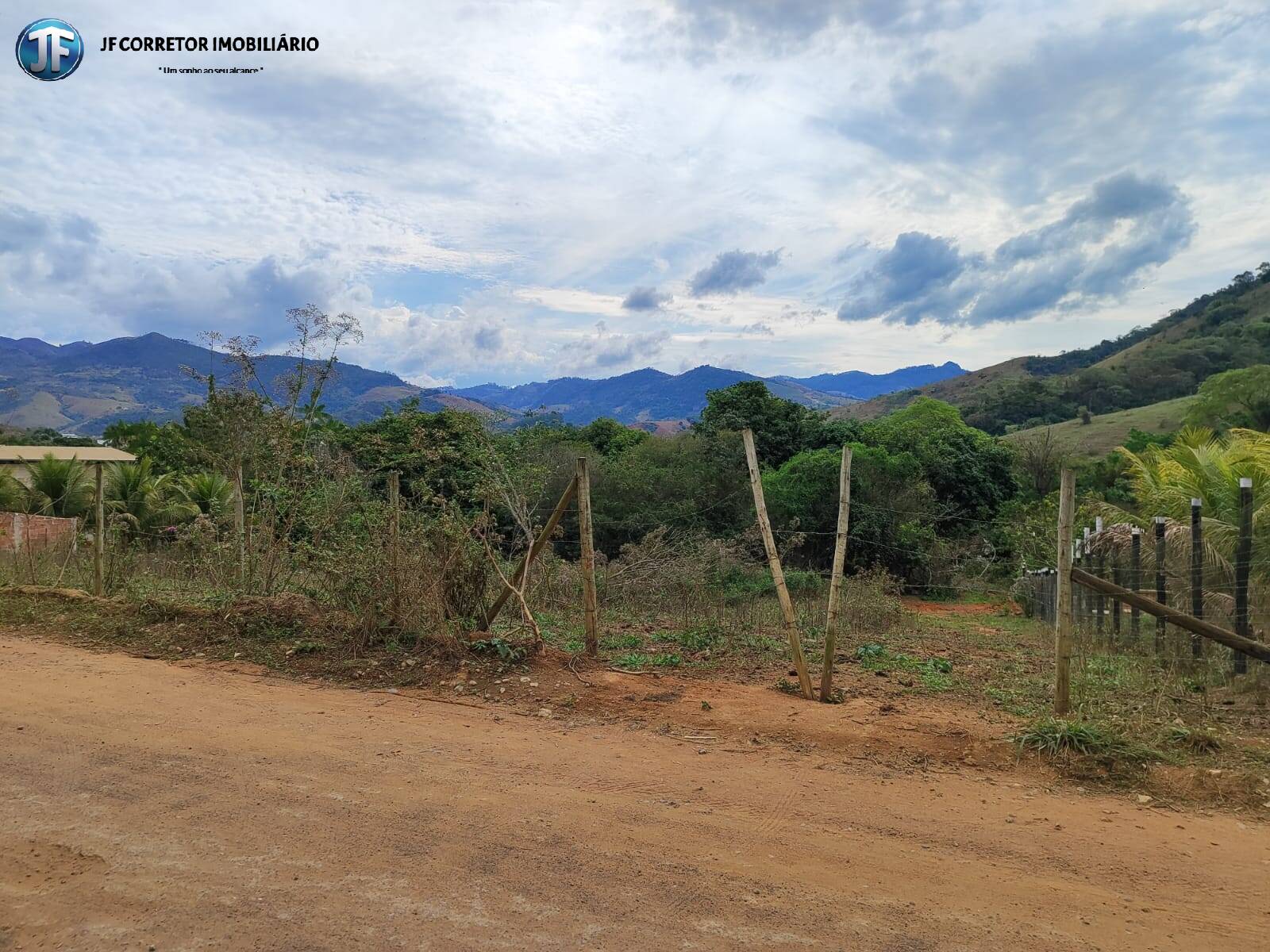 Terreno à venda, 2034m² - Foto 1