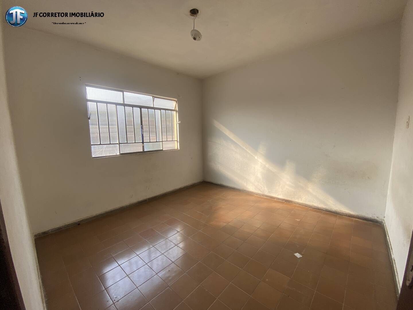 Casa à venda com 3 quartos, 360m² - Foto 6