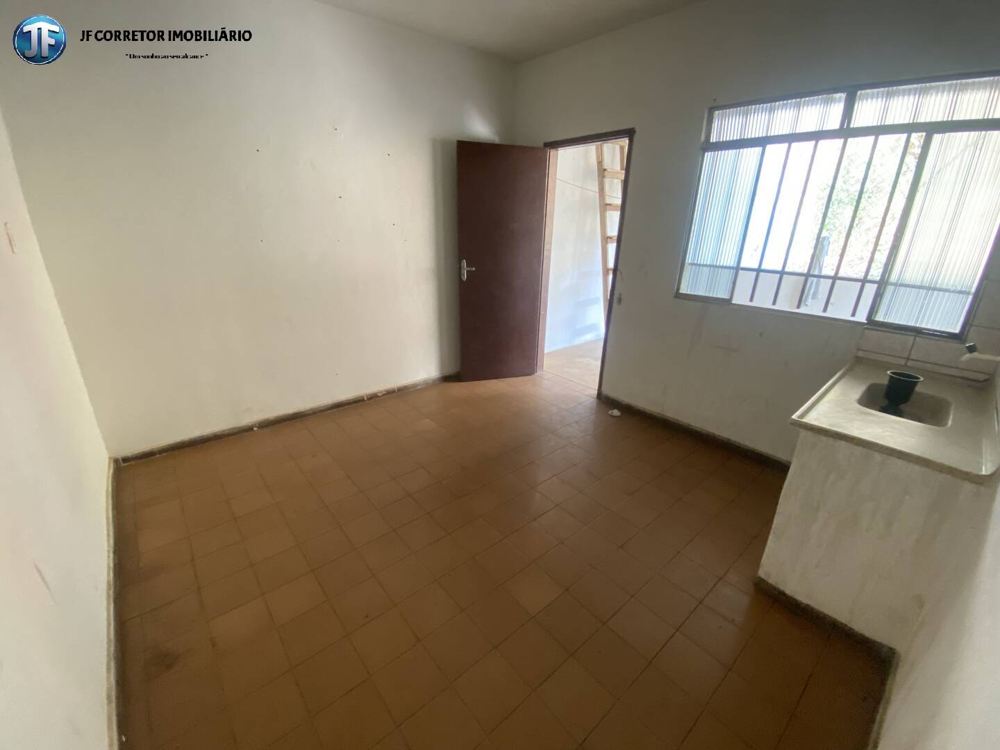 Casa à venda com 3 quartos, 360m² - Foto 9