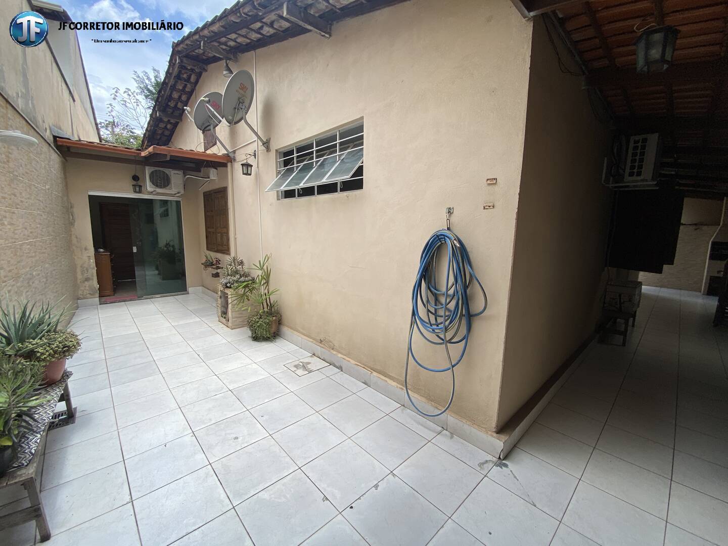 Casa à venda com 3 quartos, 253m² - Foto 25