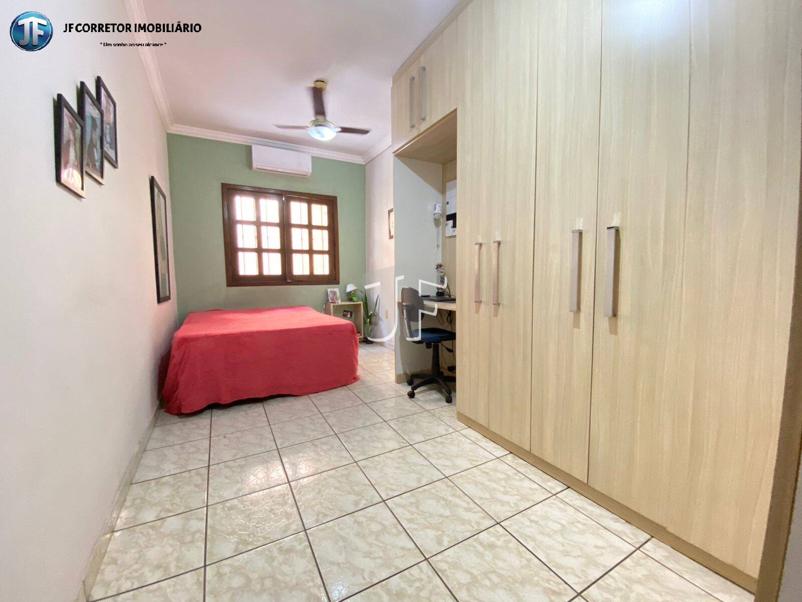 Casa à venda com 3 quartos, 253m² - Foto 27