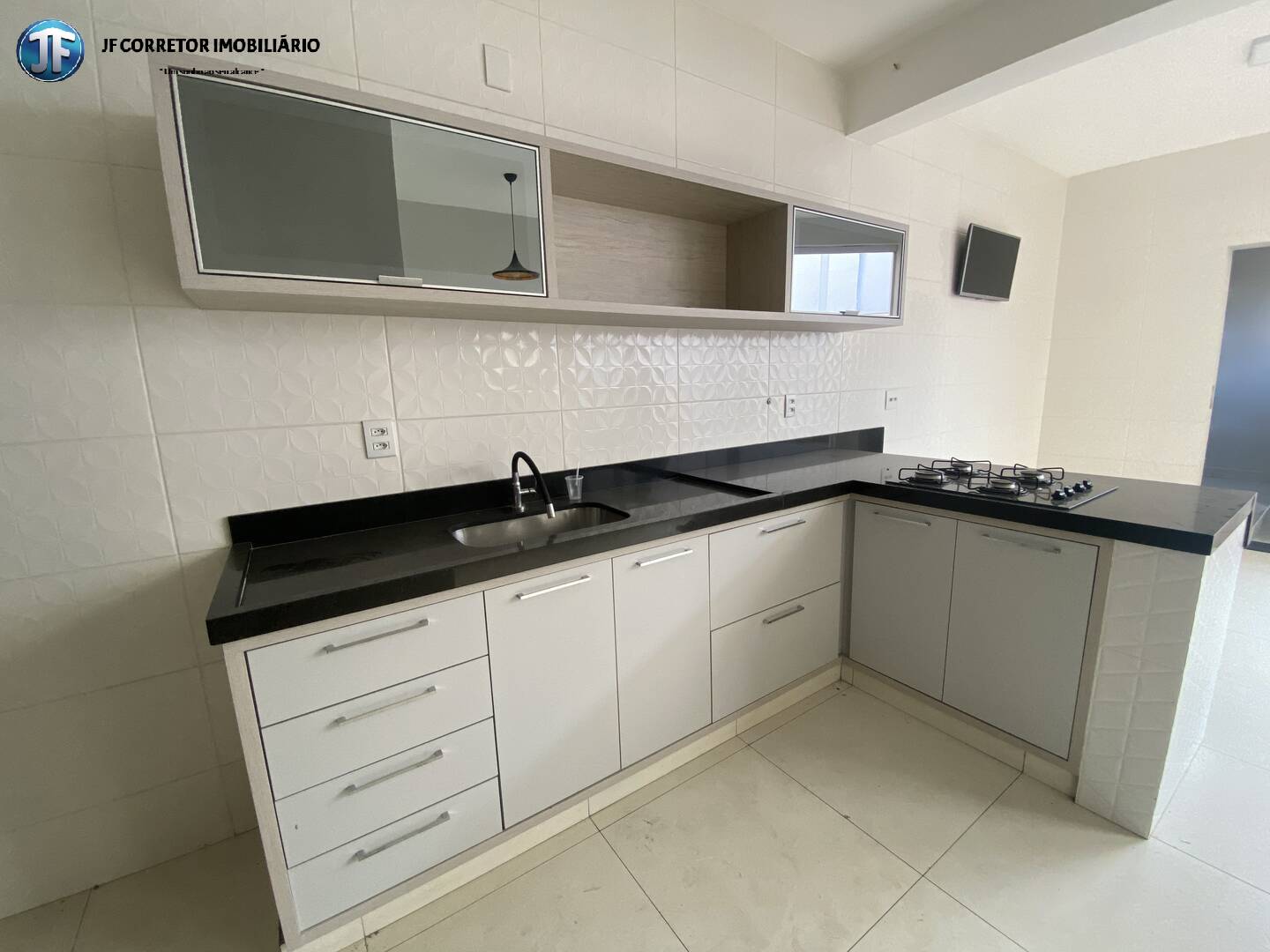 Casa à venda com 3 quartos, 270m² - Foto 6