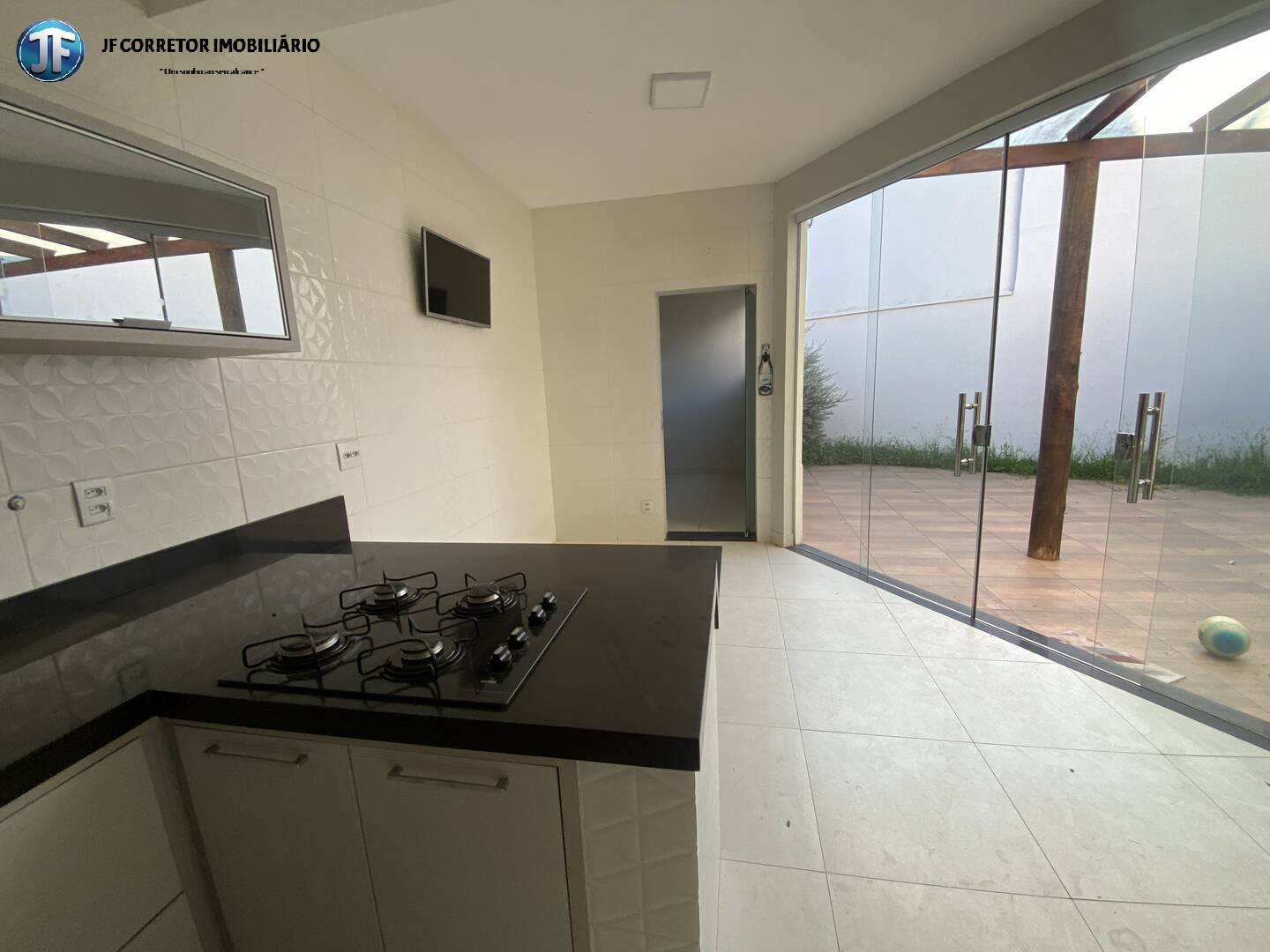 Casa à venda com 3 quartos, 270m² - Foto 7