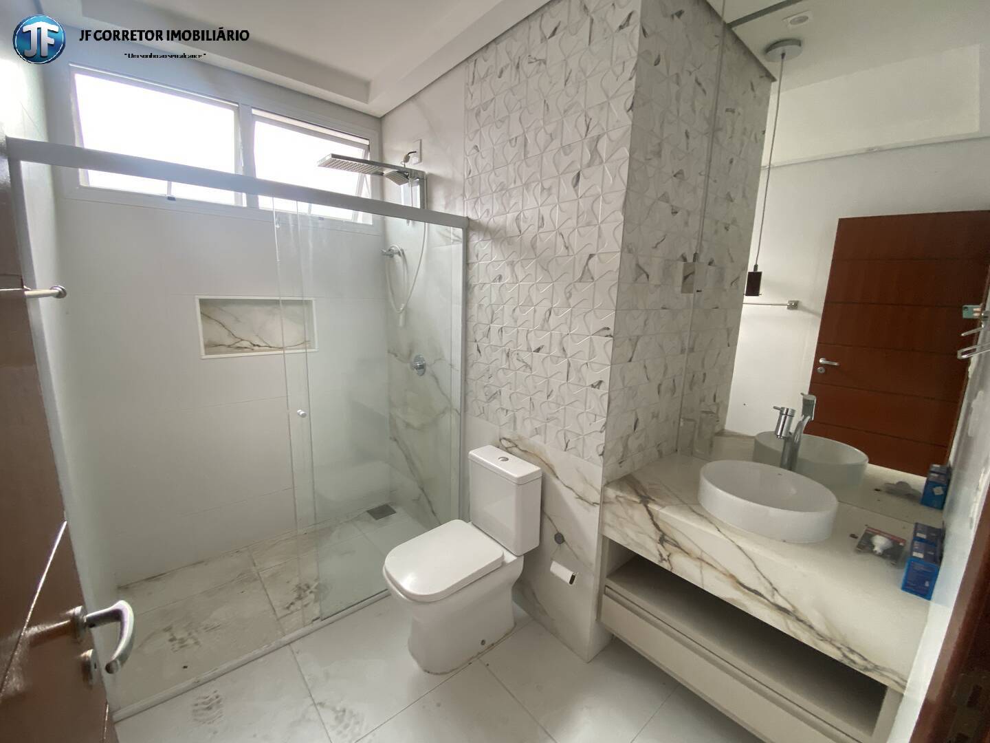 Casa à venda com 3 quartos, 270m² - Foto 12