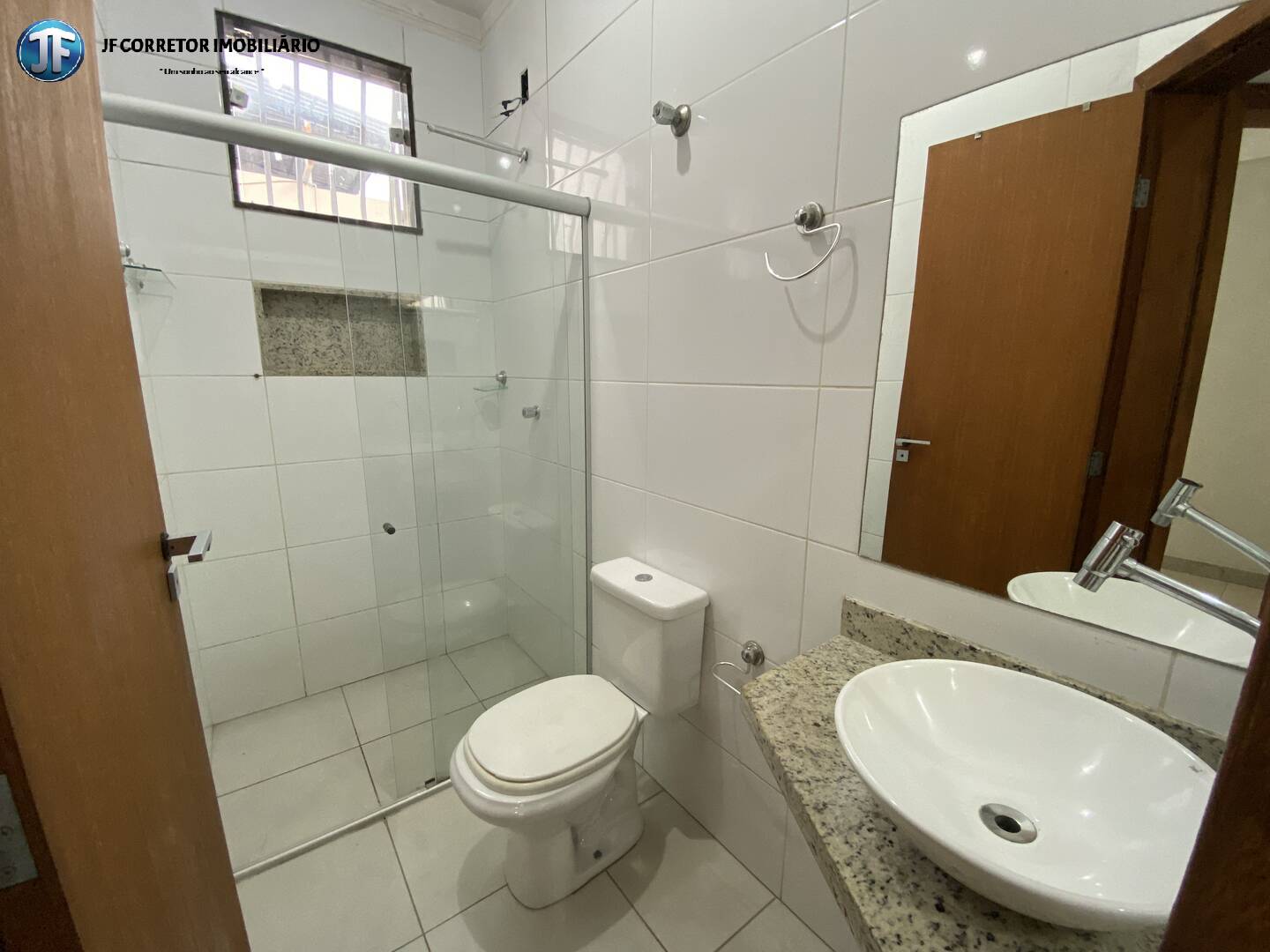 Casa à venda com 2 quartos, 100m² - Foto 8