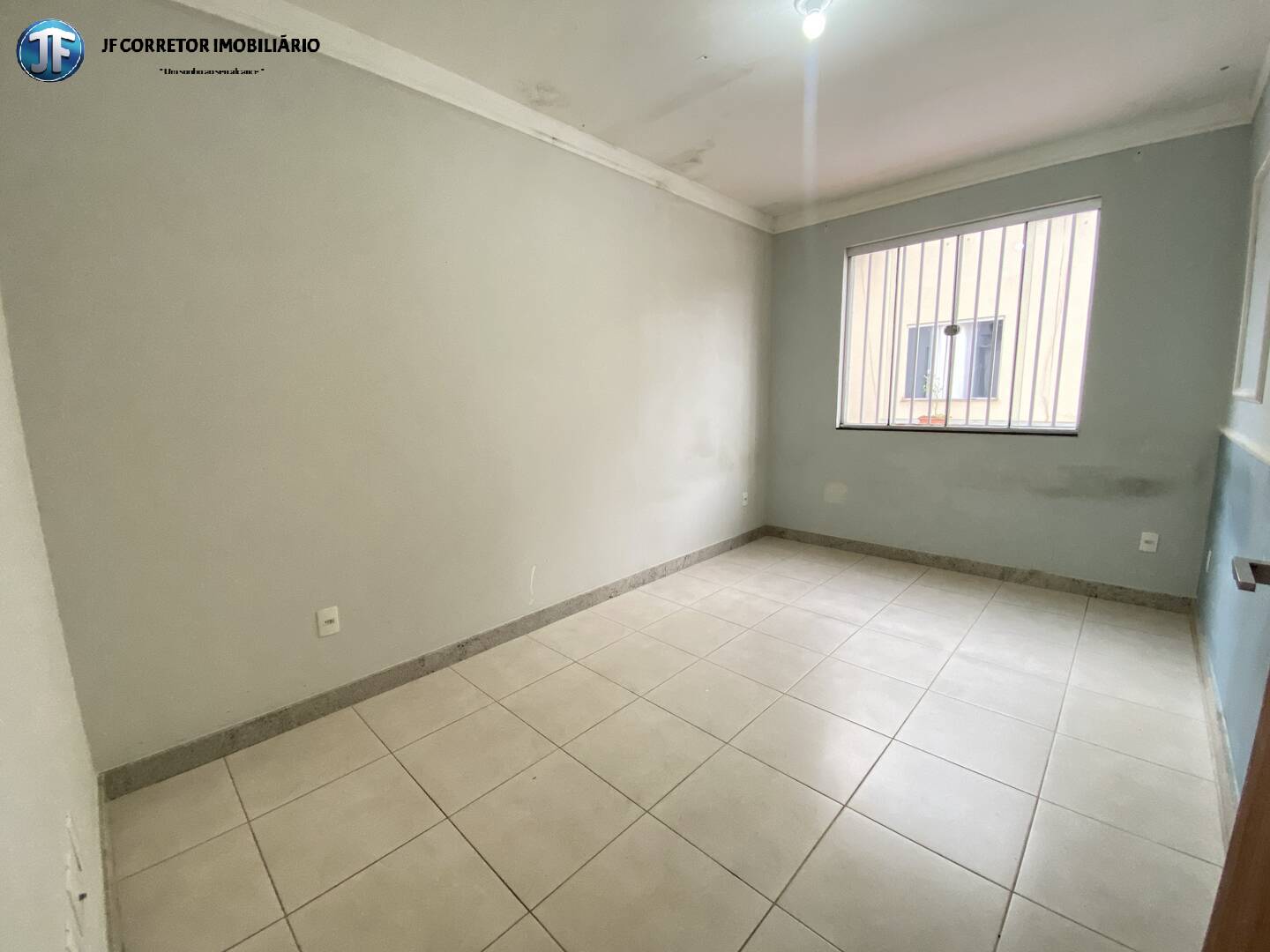 Casa à venda com 2 quartos, 100m² - Foto 10