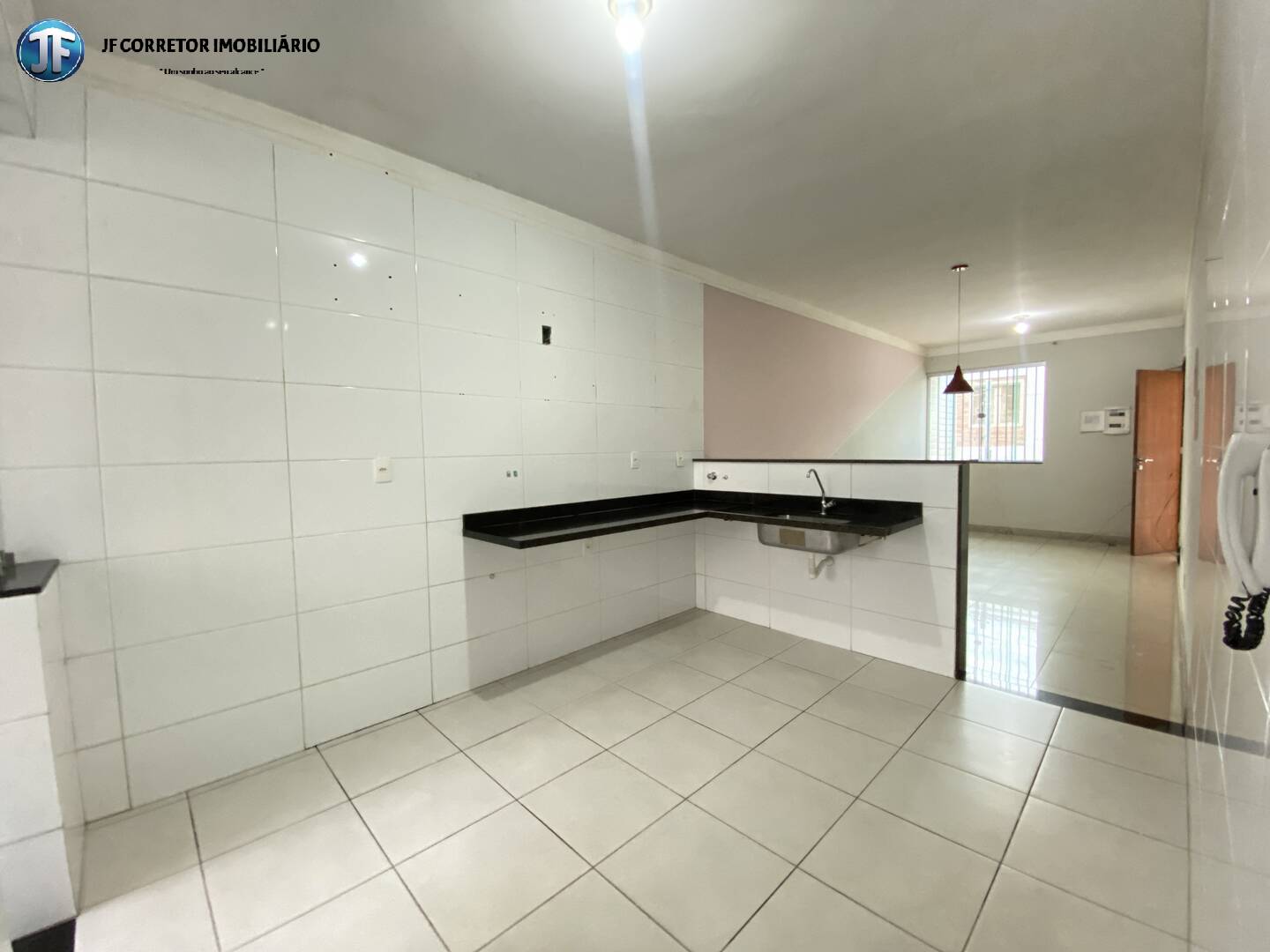 Casa à venda com 2 quartos, 100m² - Foto 11