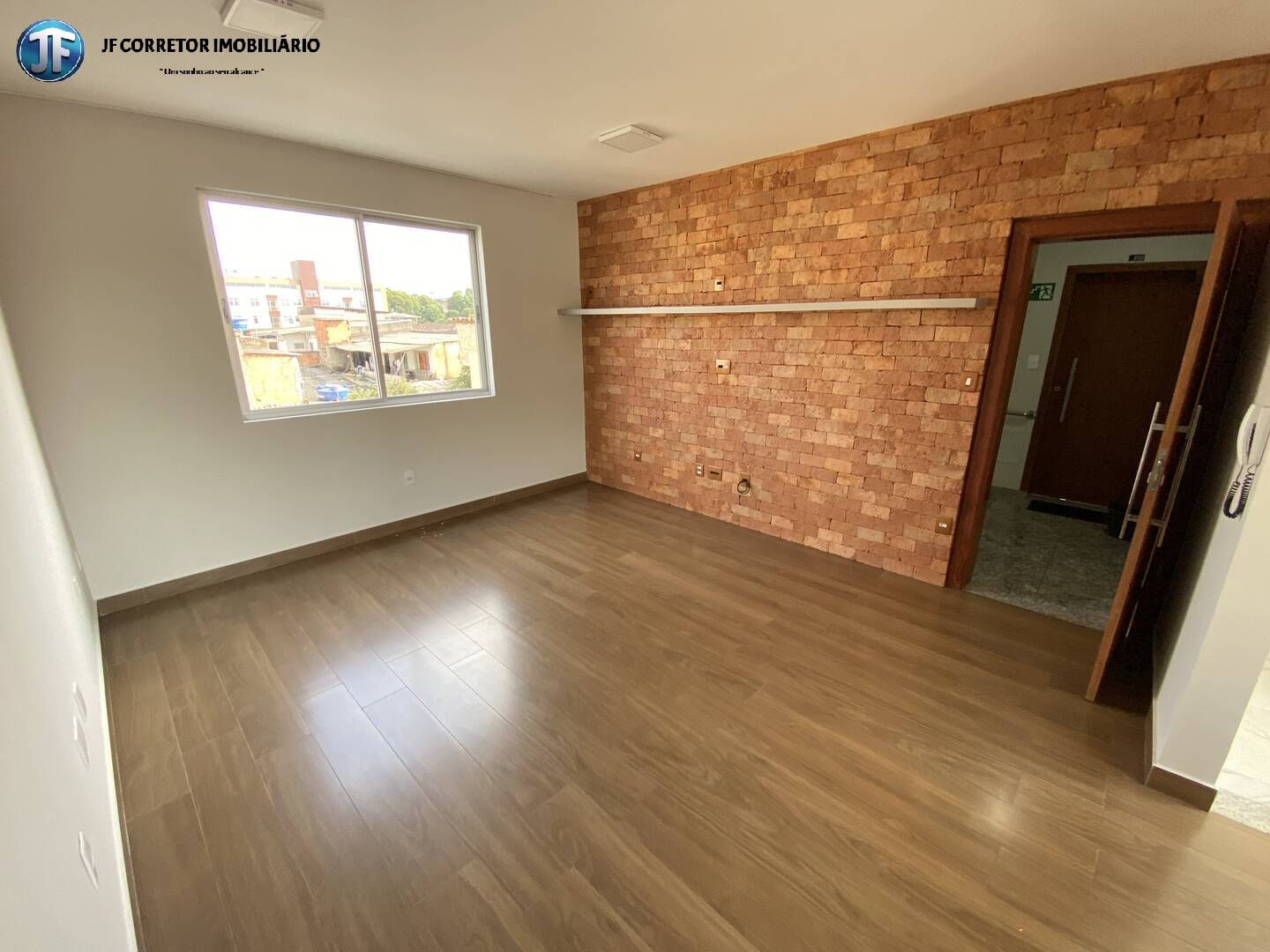 Apartamento à venda com 3 quartos, 93m² - Foto 2