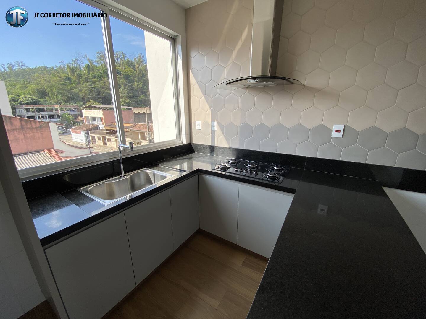 Apartamento à venda com 3 quartos, 93m² - Foto 4