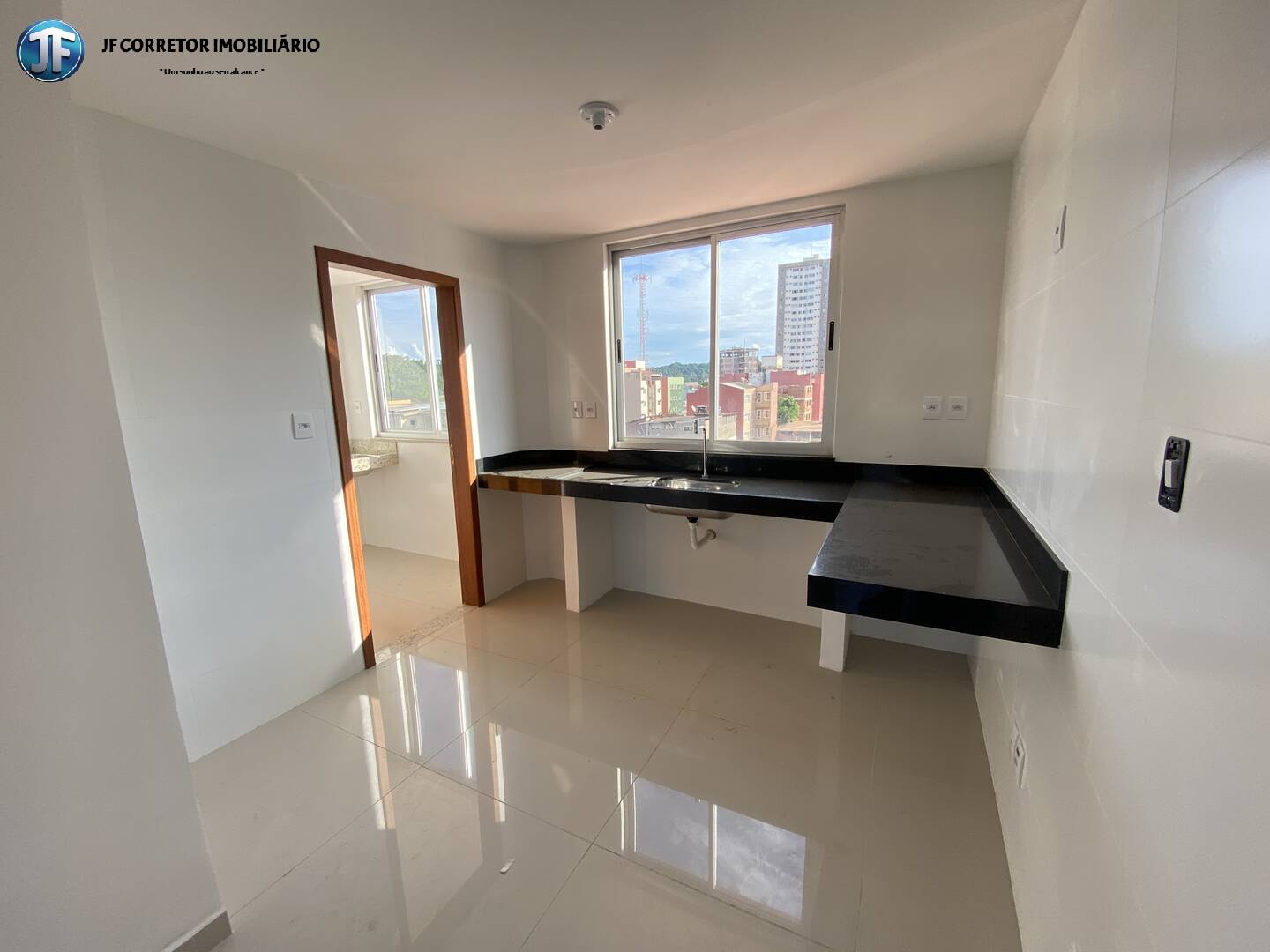 Apartamento à venda com 3 quartos, 82m² - Foto 3