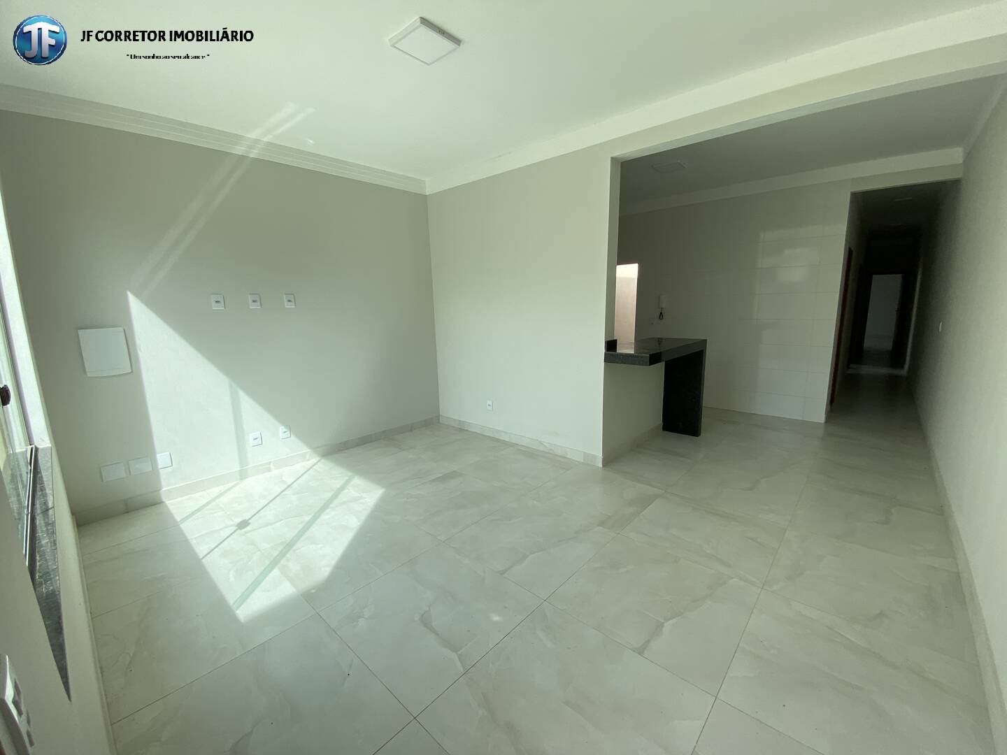 Casa à venda com 3 quartos, 93m² - Foto 3