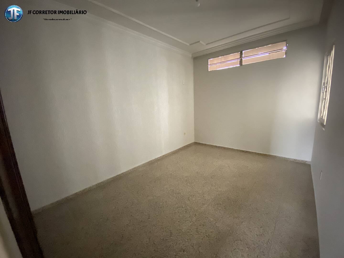 Casa à venda com 3 quartos, 138m² - Foto 11