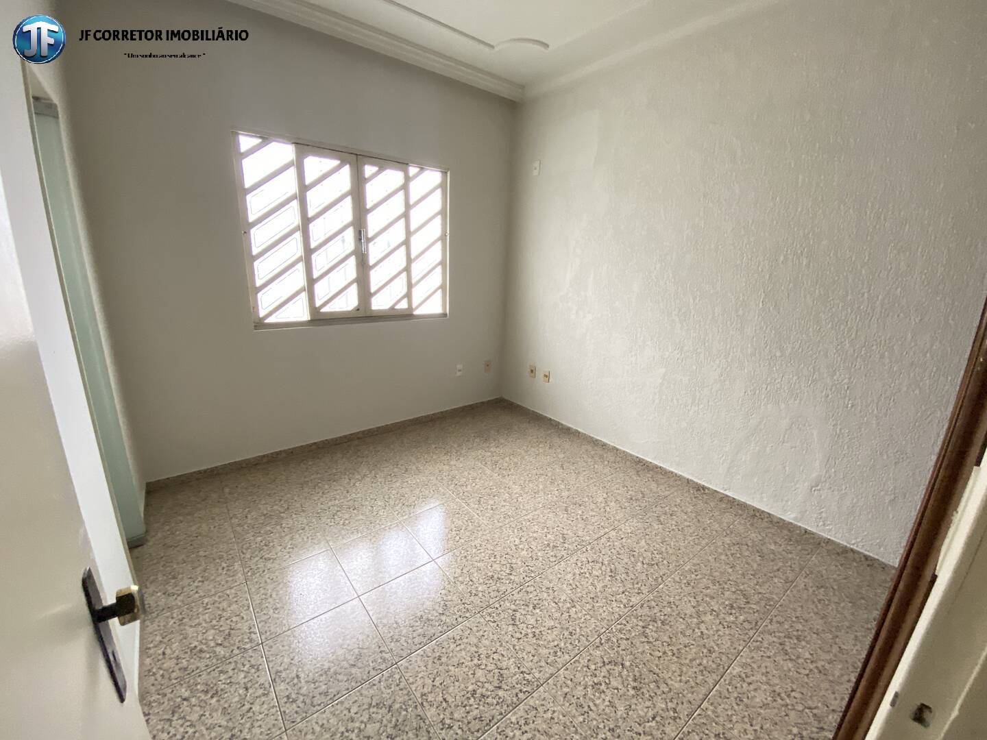 Casa à venda com 3 quartos, 138m² - Foto 13