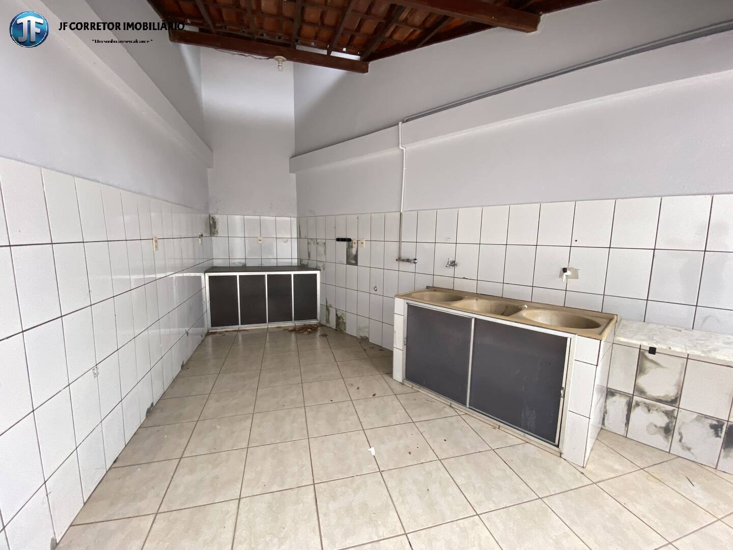 Casa à venda com 3 quartos, 138m² - Foto 18