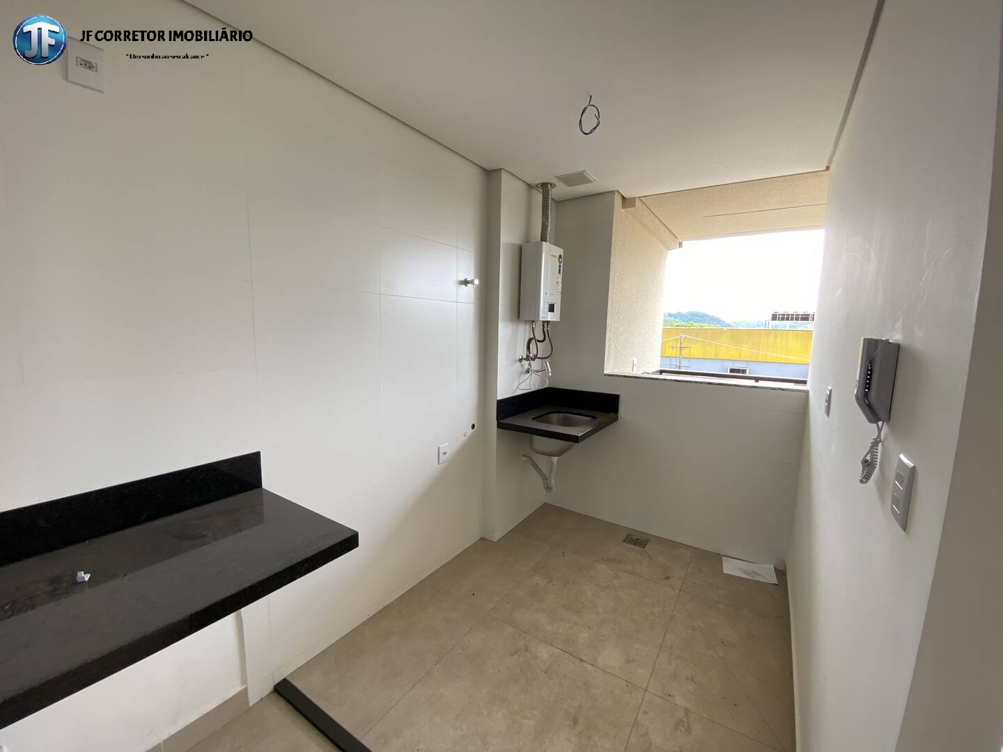 Apartamento à venda com 2 quartos, 71m² - Foto 4