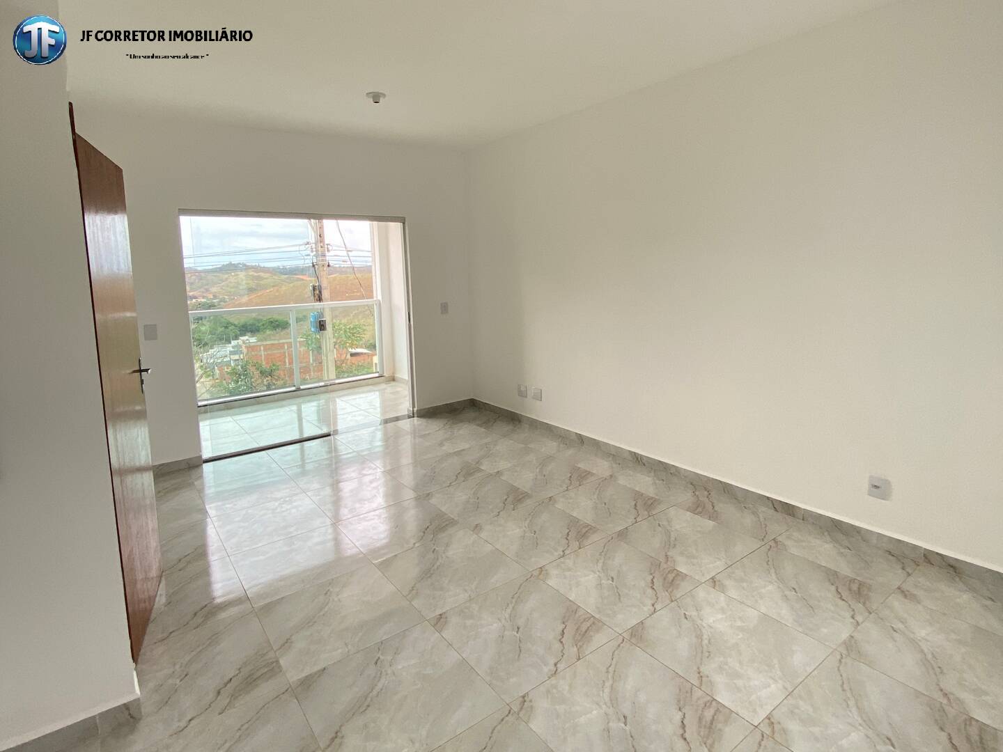 Apartamento à venda com 2 quartos, 100m² - Foto 2