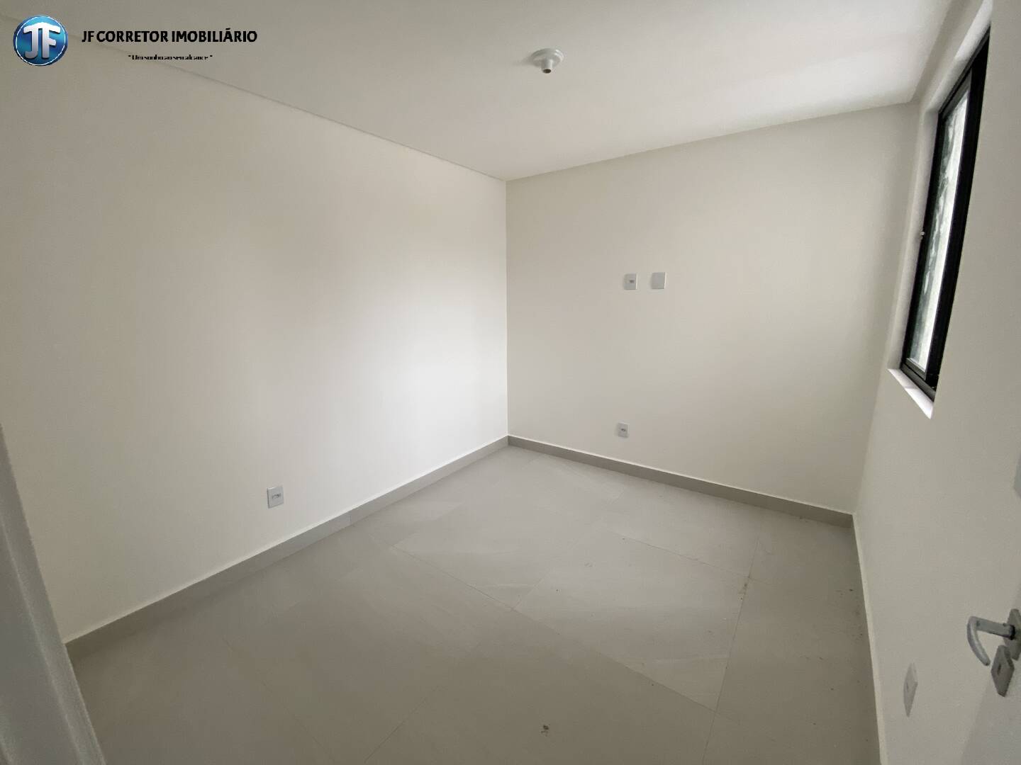 Apartamento à venda com 3 quartos, 87m² - Foto 9