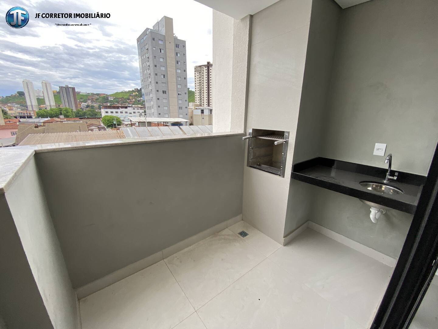 Apartamento à venda com 3 quartos, 87m² - Foto 11