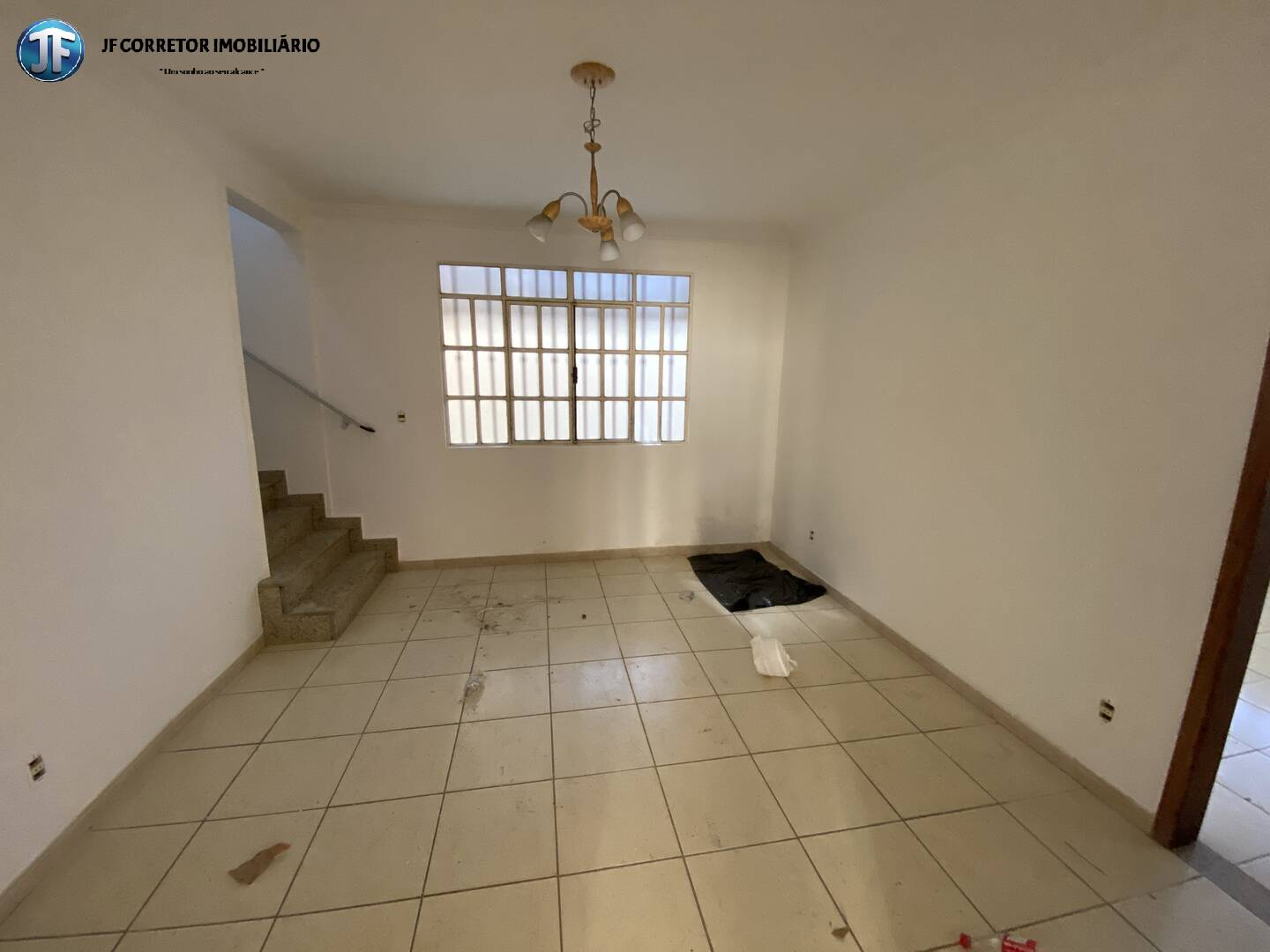 Casa à venda com 4 quartos, 242m² - Foto 16