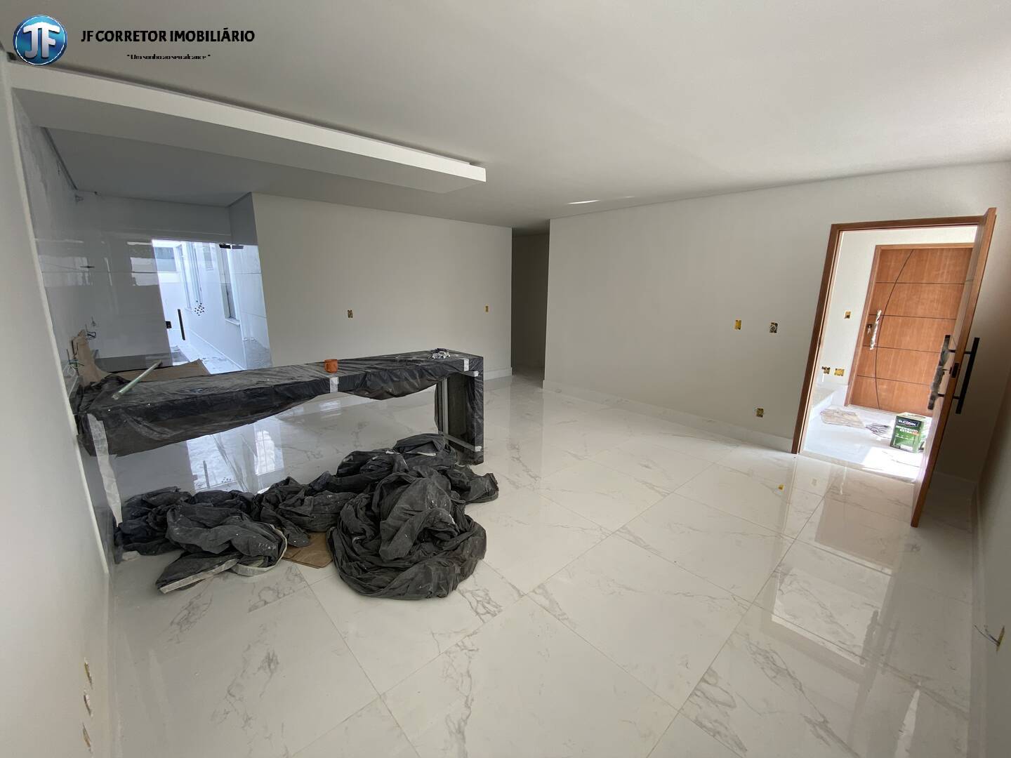 Apartamento à venda com 3 quartos, 100m² - Foto 3